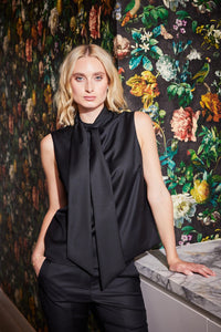 Lindsay Nicholas New York TOP Bow Blouse in Black
