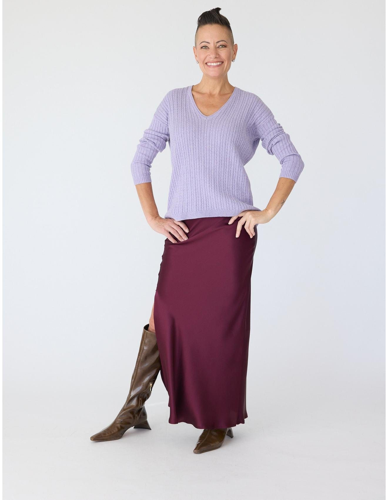 Lindsay Nicholas New York Sweaters V-Neck Cable Sweater in Crocus