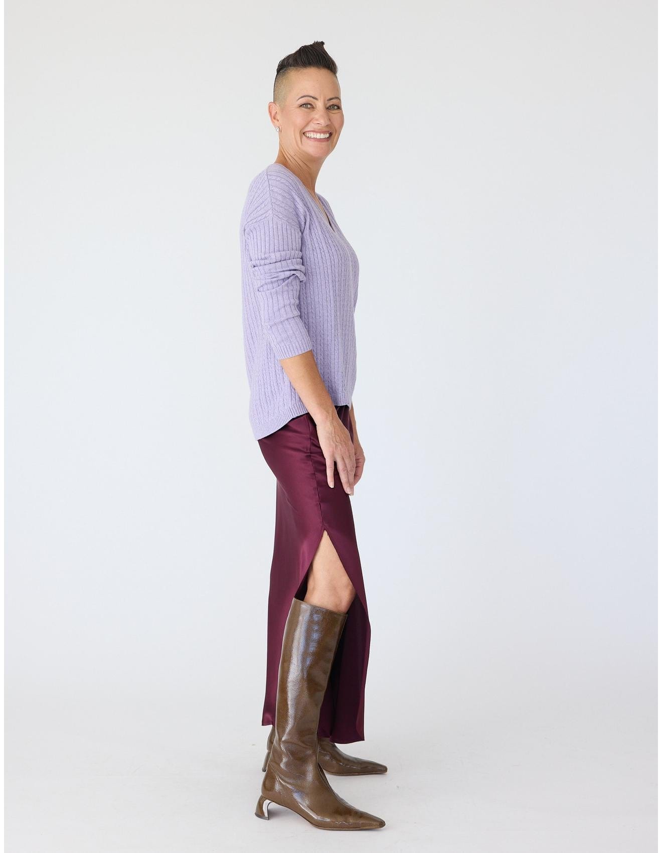 Lindsay Nicholas New York Sweaters V-Neck Cable Sweater in Crocus