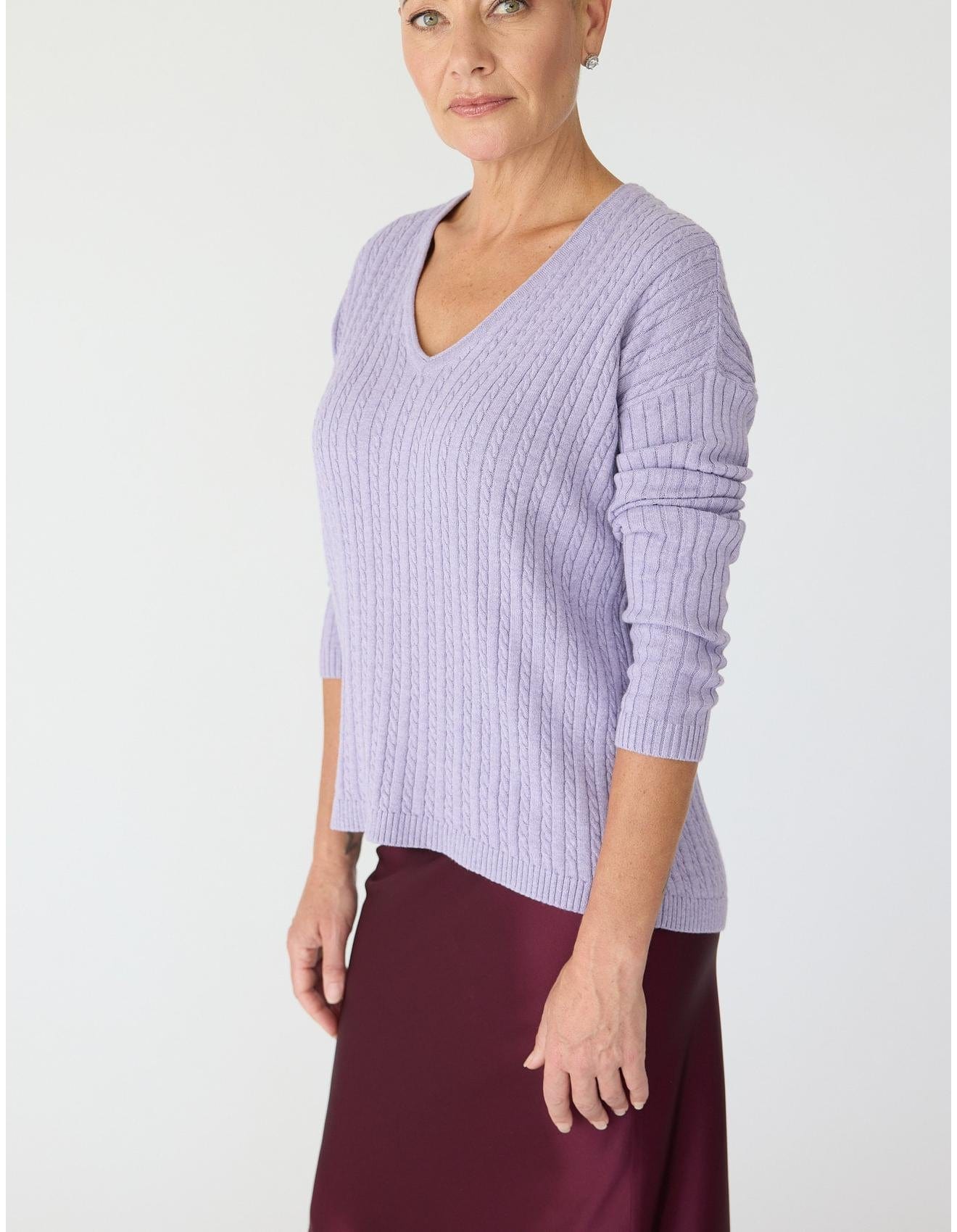 Lindsay Nicholas New York Sweaters V-Neck Cable Sweater in Crocus