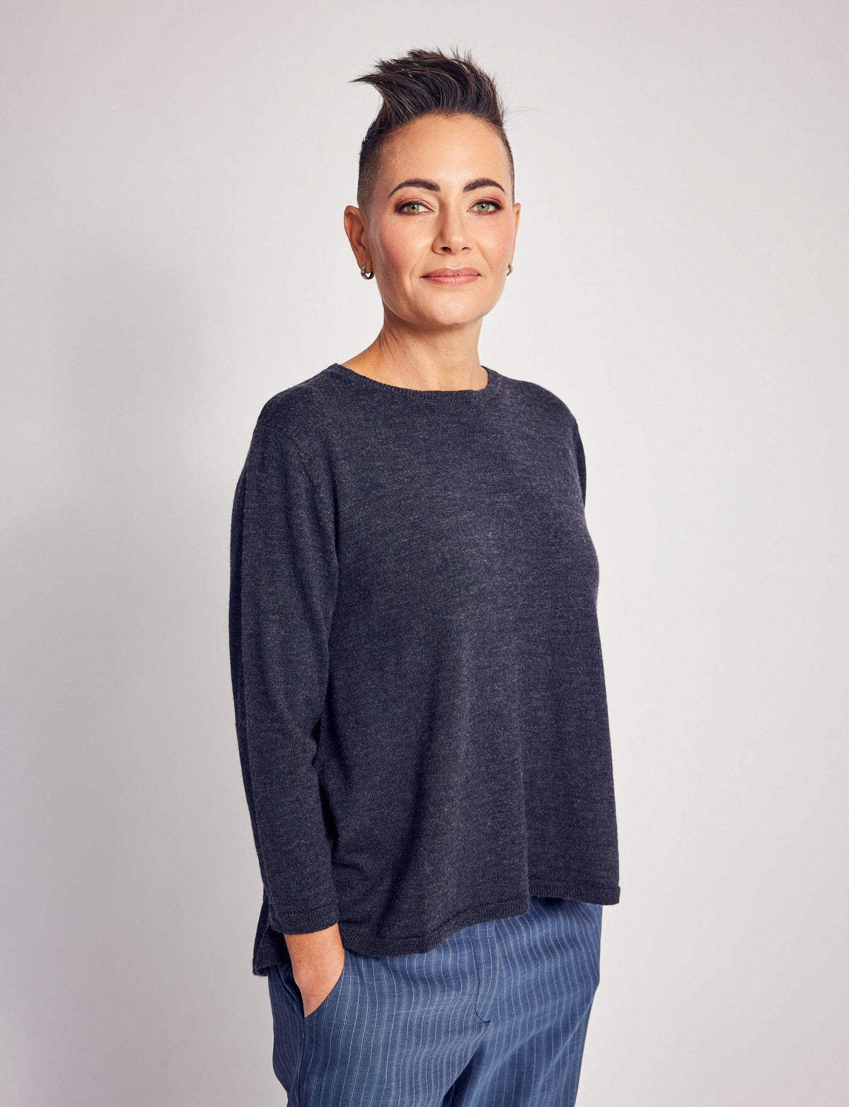 Lindsay Nicholas New York Sweaters Wellesley Sweater in Charcoal