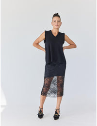 Lindsay Nicholas New York Top Frill V-Neck Shell in Black