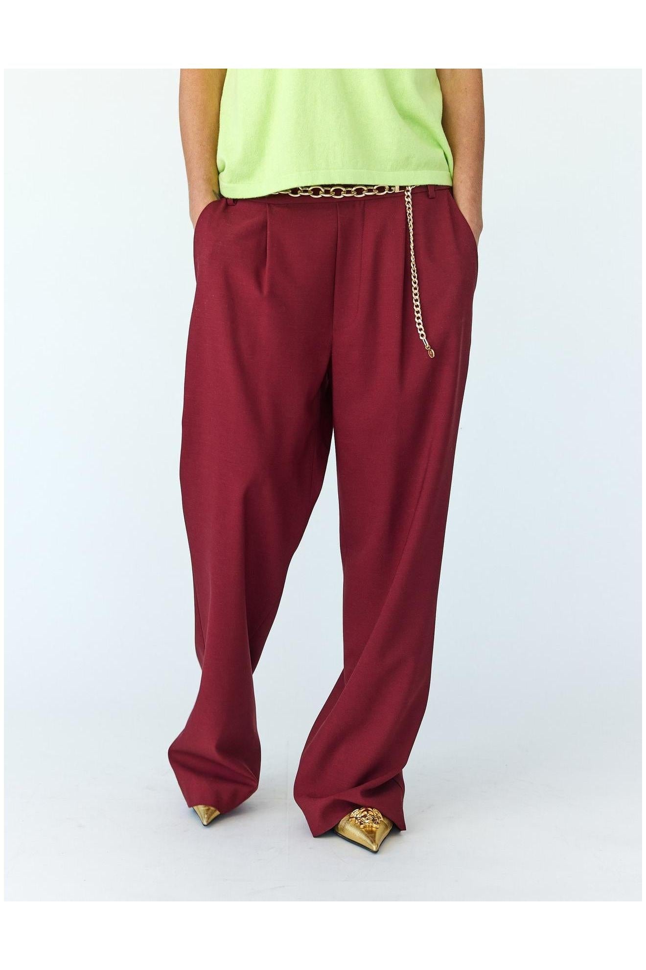 Lindsay Nicholas New York Apparel & Accessories Faux Rise Pant in Maroon