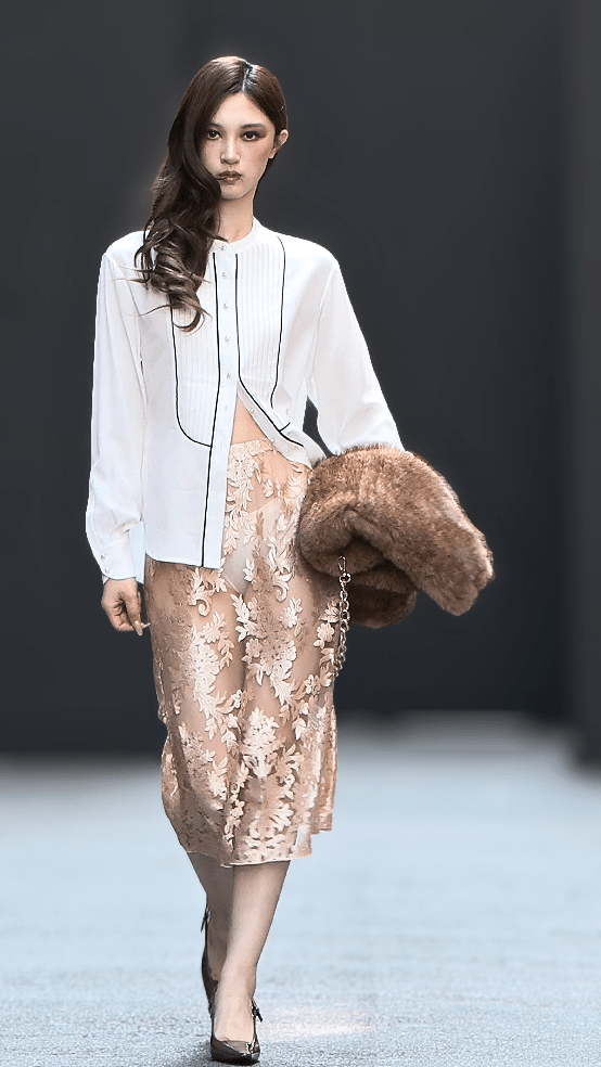 Lindsay Nicholas New York SKIRTS Lace Skirt in Gold