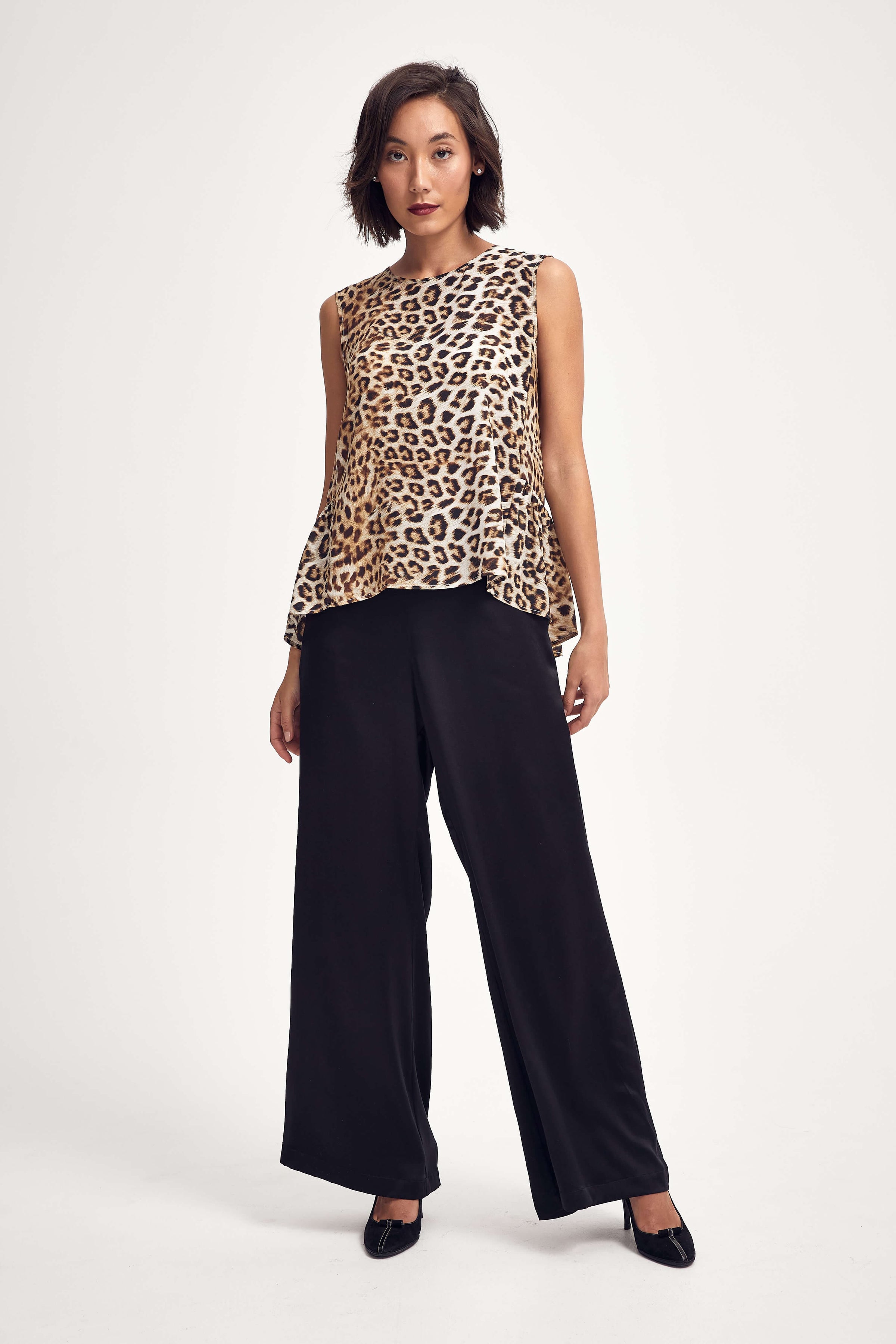 Lindsay Nicholas New York TOP Silk Peplum Top in Leopard