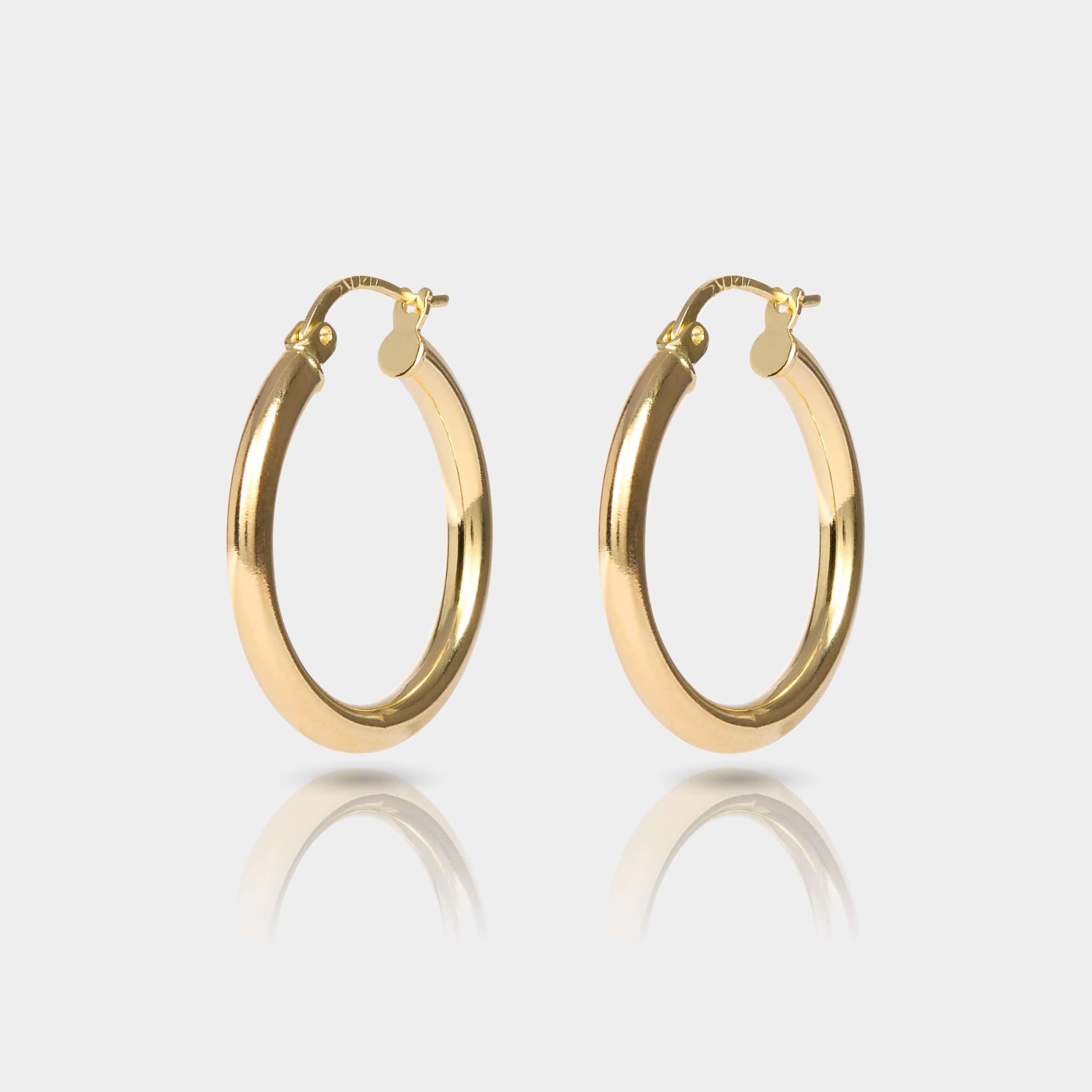 Cove Fine Jewelry Earrings Oyster
