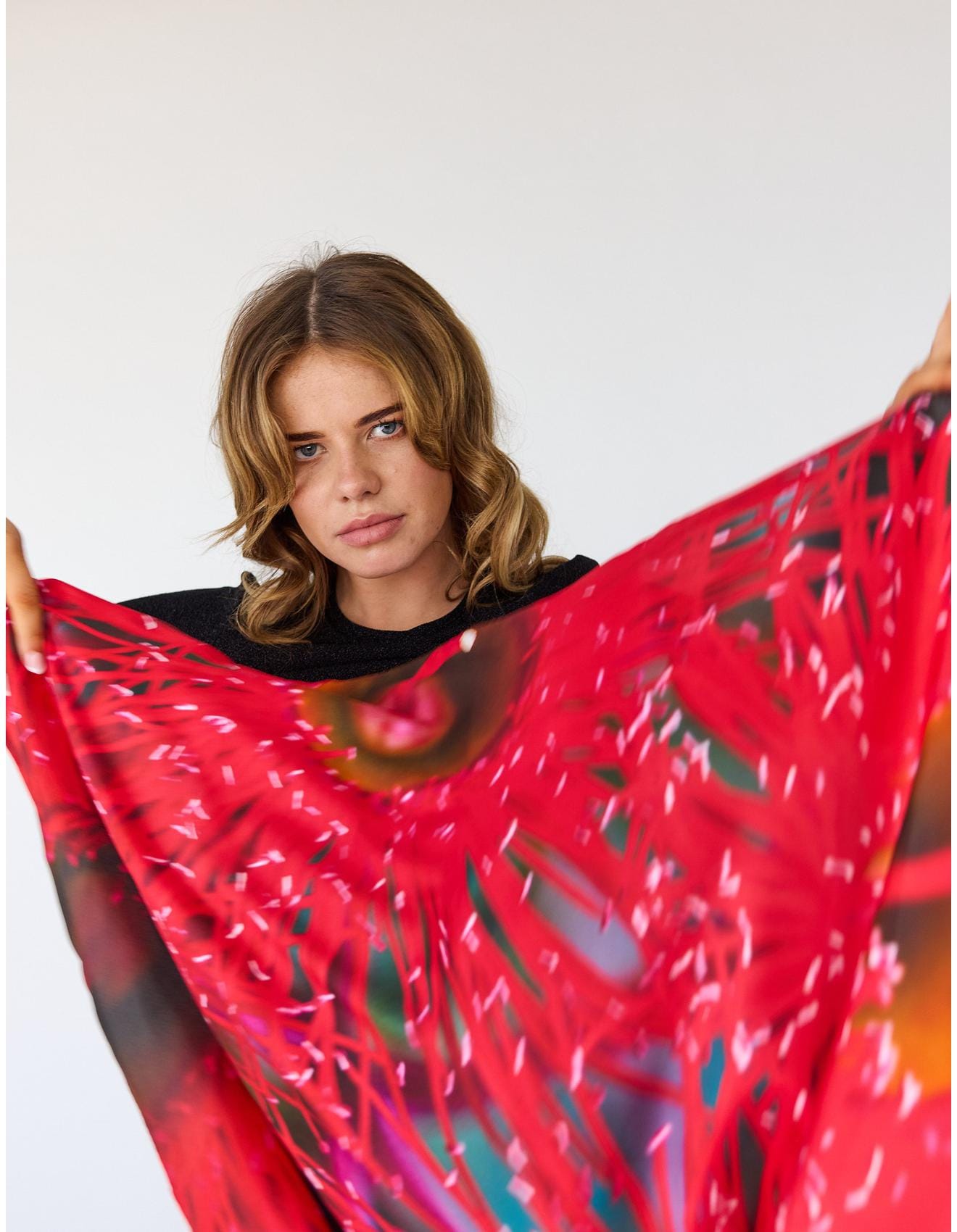 Lindsay Nicholas New York Scarves & Shawls Melbourne Scarlet Burst Silk Scarf