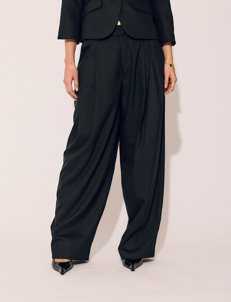 Lindsay Nicholas New York Pant Suits Madison Avenue Trouser in Black