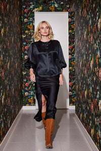 Lindsay Nicholas New York TOP Poet Blouse in Black Silk Satin