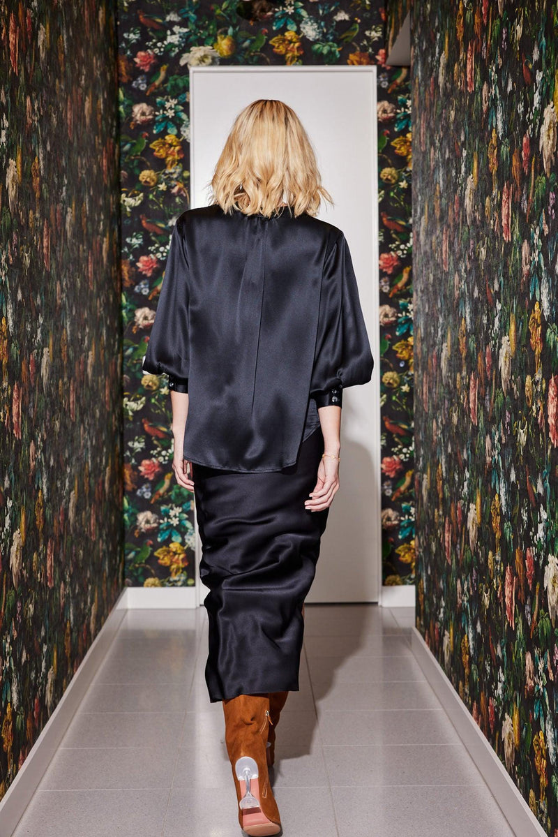 Lindsay Nicholas New York TOP Poet Blouse in Black Silk Satin