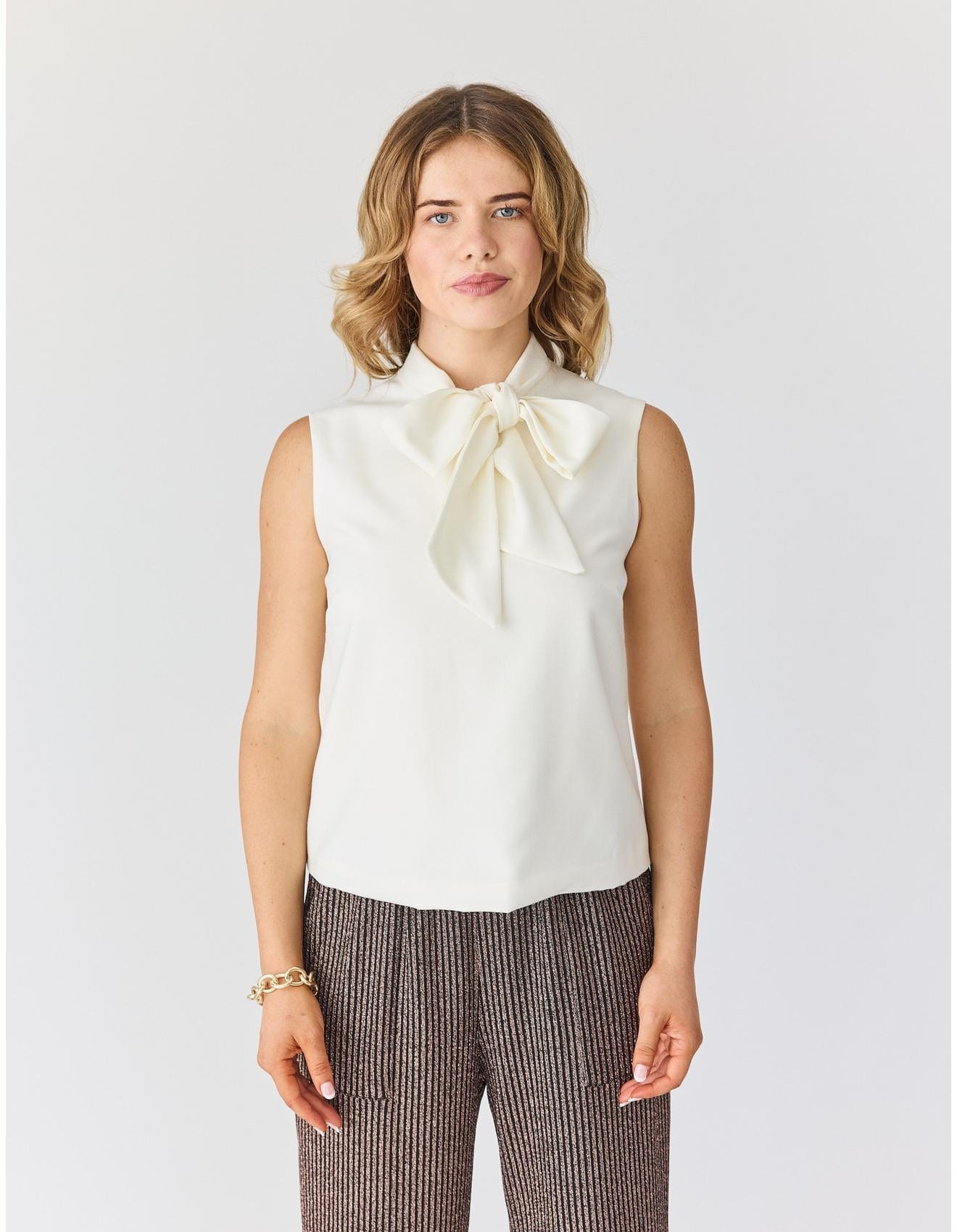 最新な Tropical 100% | Créme in Blouse Bow Weight Sleeveless Wool トップス
