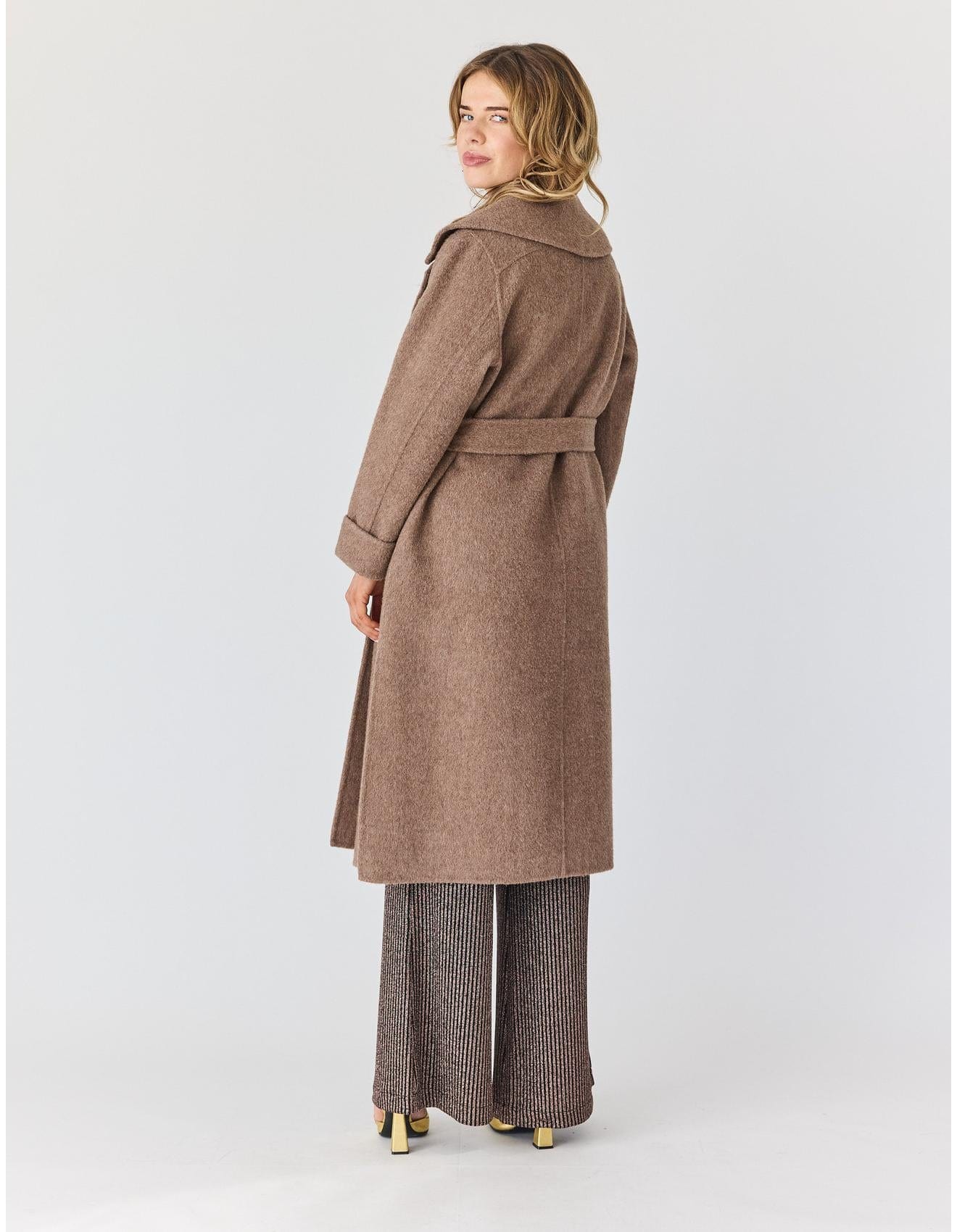 Lindsay Nicholas New York Apparel & Accessories Edwina Coat in Brown