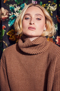 Lindsay Nicholas New York Sweaters Textured Turtleneck in Fawn