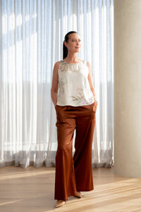Lindsay Nicholas New York Sleeveless Tops Shell in Créme Bird Fleur Silk