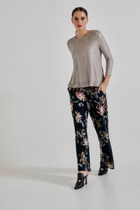 Lindsay Nicholas New York Pants Floral Jersey Knit Freya Pant