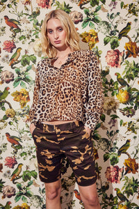 Lindsay Nicholas New York TOP Poet Blouse in Leopard Silk