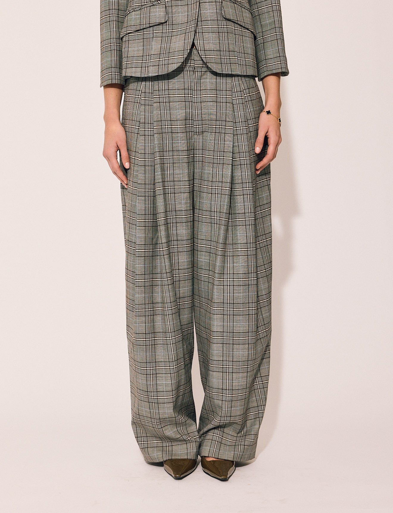 Lindsay Nicholas New York Pant Suits Madison Avenue Trouser in Grey Plaid