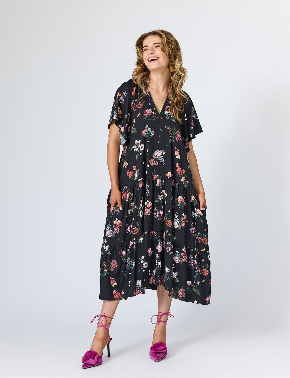 Lindsay Nicholas New York DRESS Sarah Maxi Dress in Black