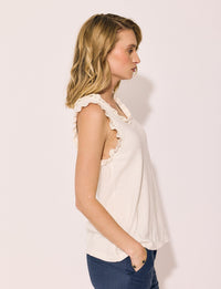 Lindsay Nicholas New York Top Frill V-Neck Shell in Creme