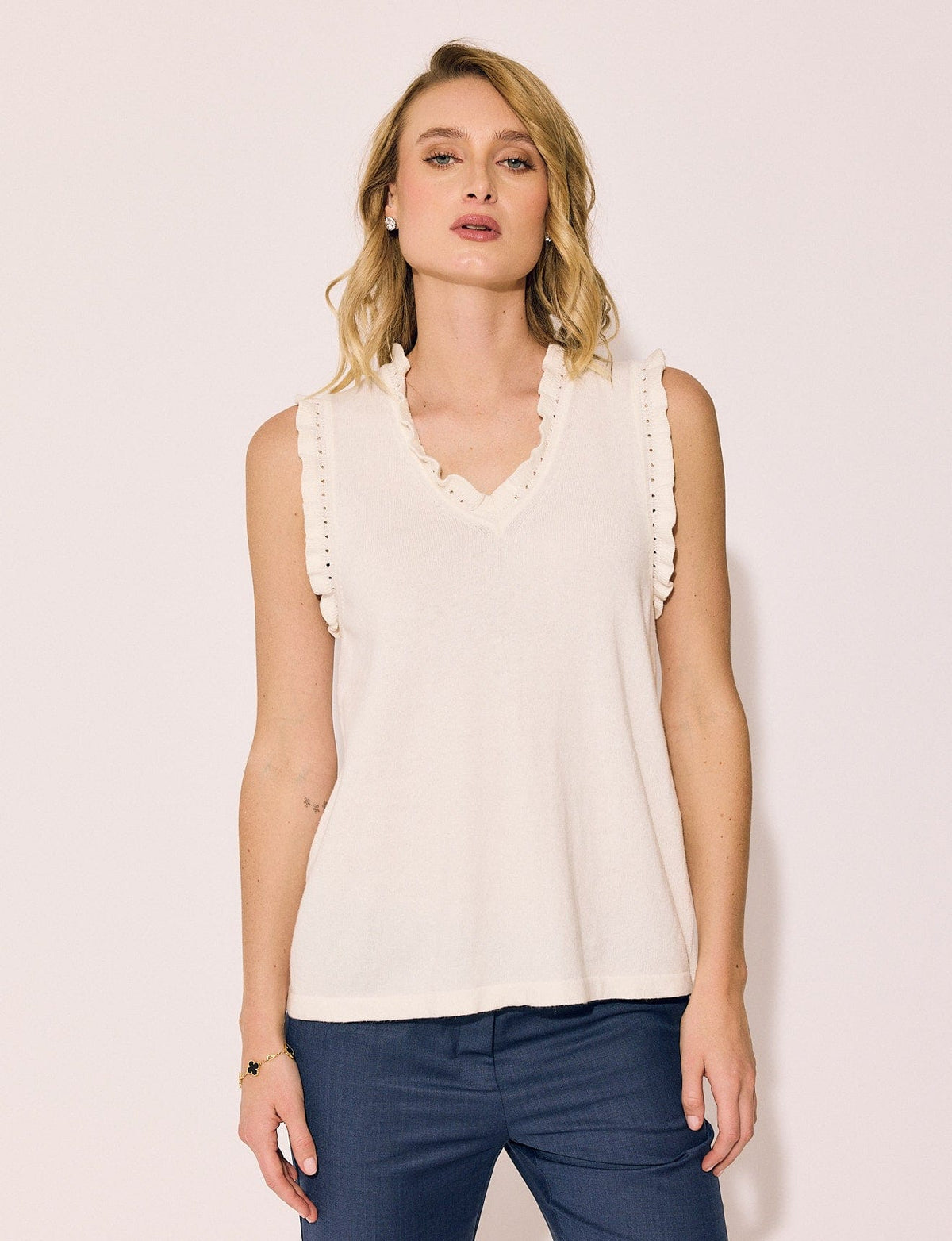 Lindsay Nicholas New York Top Frill V-Neck Shell in Creme