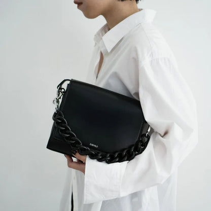 X-NIHILO Hardy Bag in Black