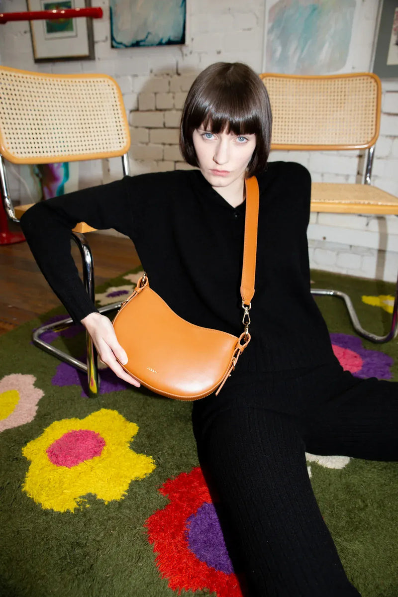 X-Nihlio Handbags bags Lune Bag in Windsor Tan