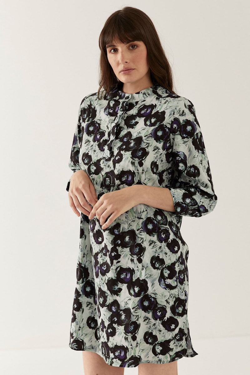 Lindsay Nicholas New York Dresses Shirt Dress in Black & Purple Peony