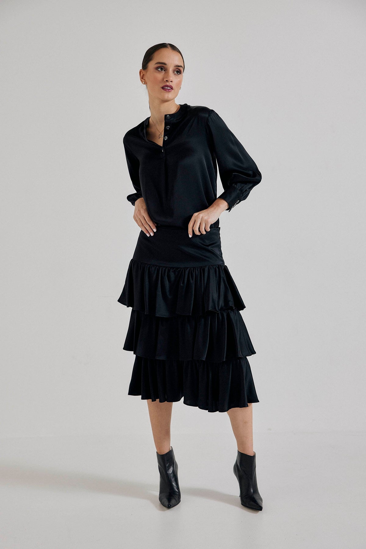 Lindsay Nicholas New York Skirts Elena Francesca Tiered Skirt in Black
