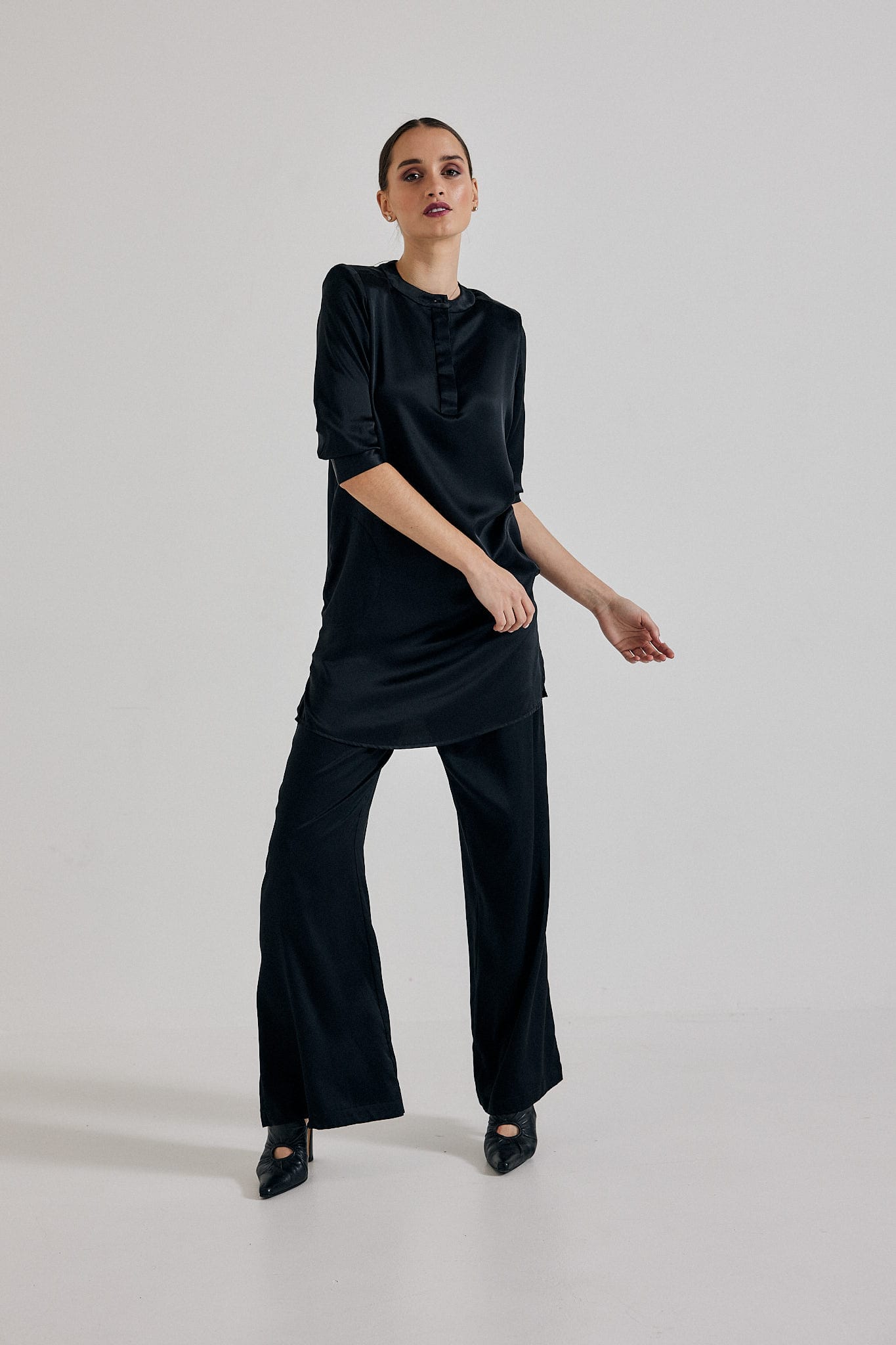 Lindsay Nicholas New York pants Freya Pant in Black