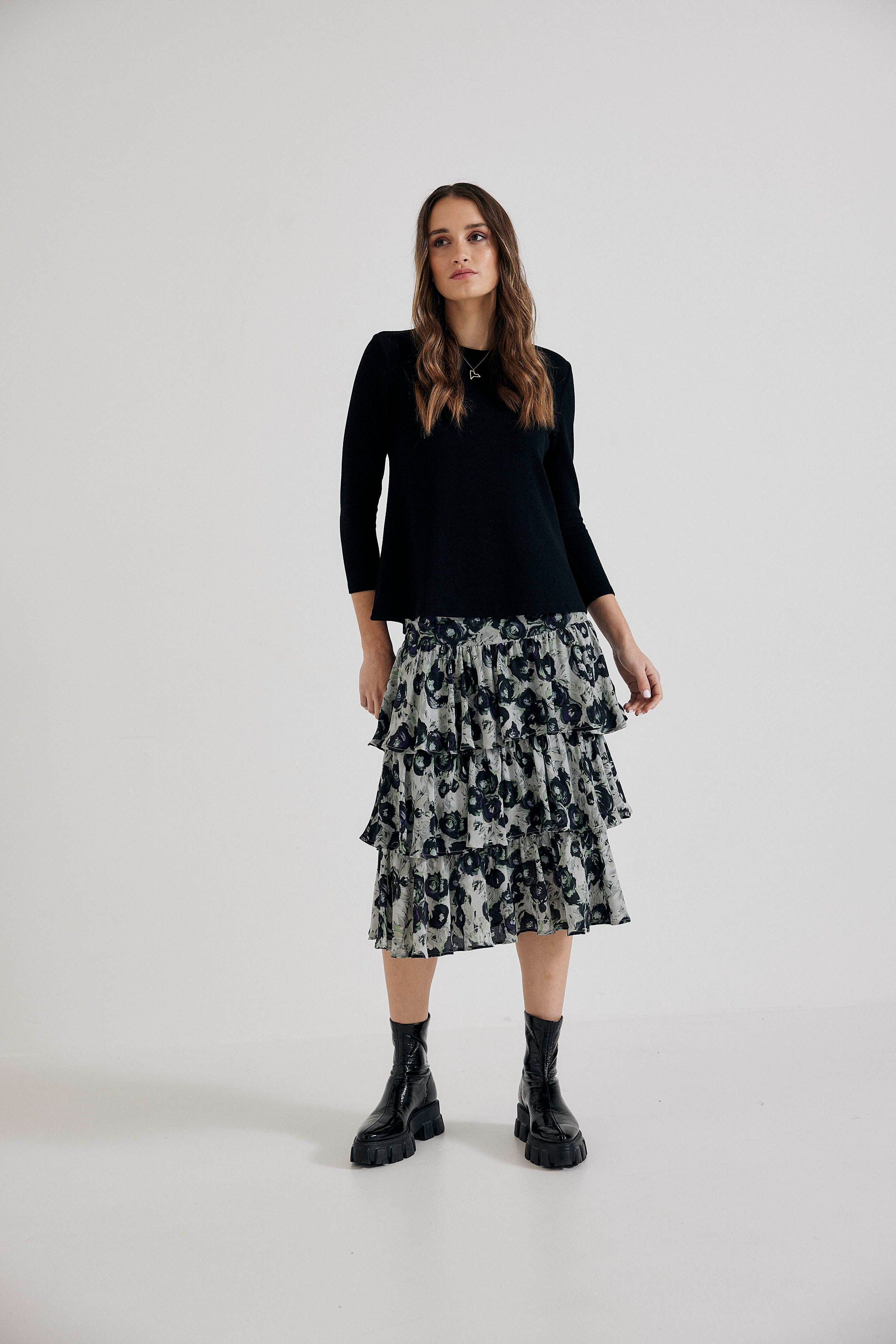 Lindsay Nicholas New York midi Elena Francesca Tiered Skirt in Black and Purple Peony
