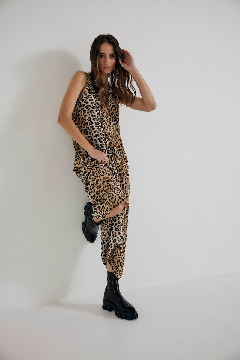 Lindsay Nicholas New York DRESS Maxi Dress in Leopard Silk