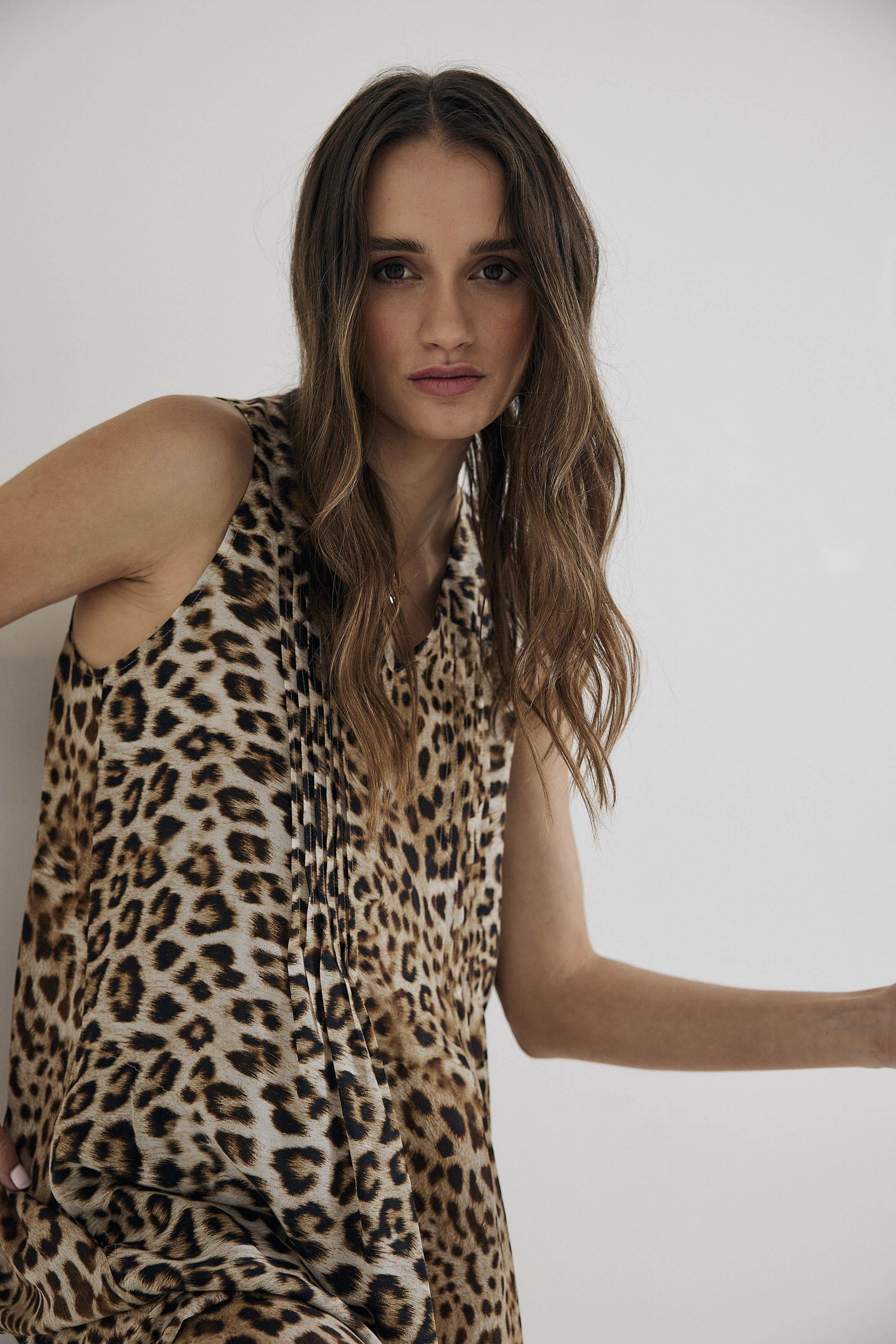 Lindsay Nicholas New York DRESS Maxi Dress in Leopard Silk